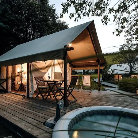Glamorous Safari Tents For Romantic Couples' Getaway With Jacuzzi On Vineyard In Slovenia Nyaraló Maribor